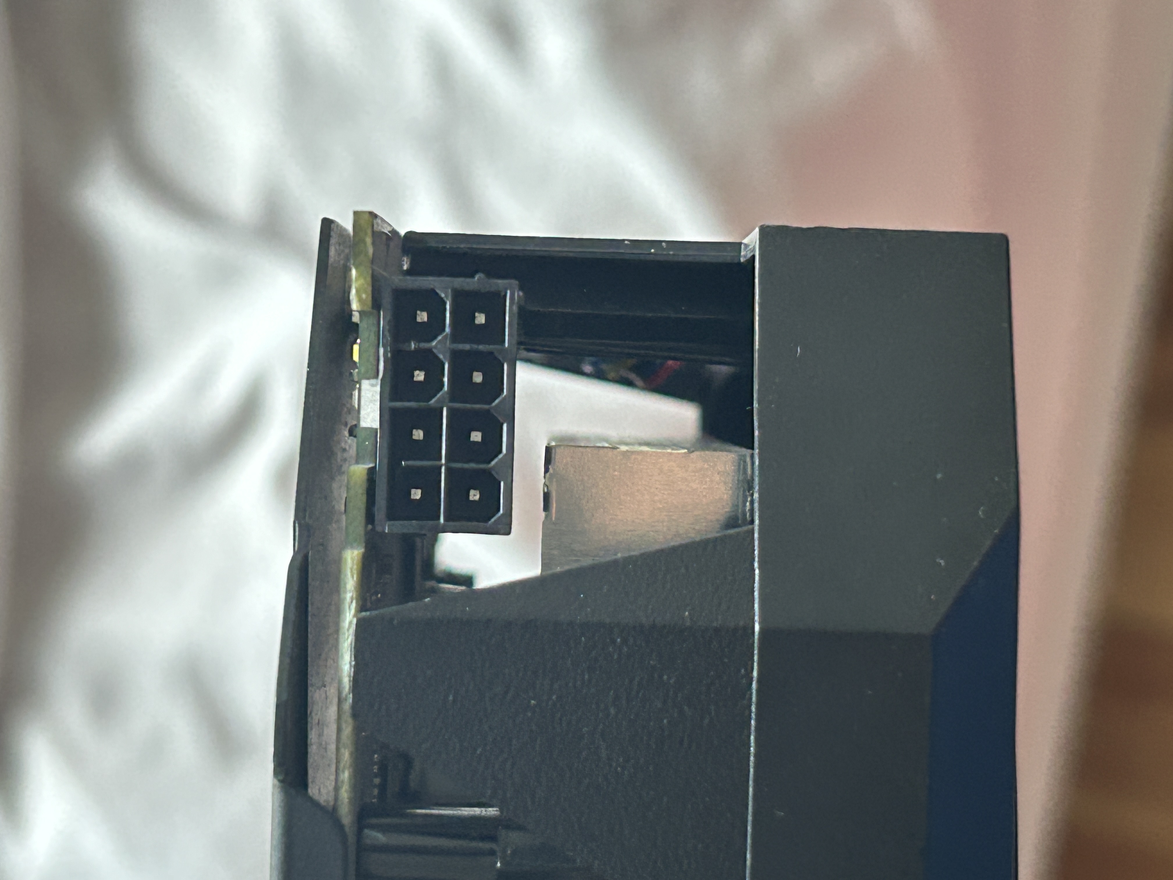 My 8 pin gpu doesnt match my 8 pin power supply Power Supplies